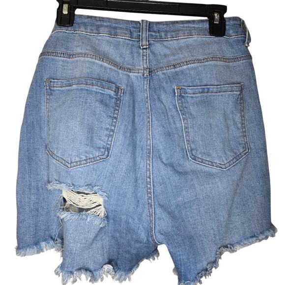 Fashion Nova Cut-Off Distressed Shorts Size XL 0159 - Picture 2 of 11